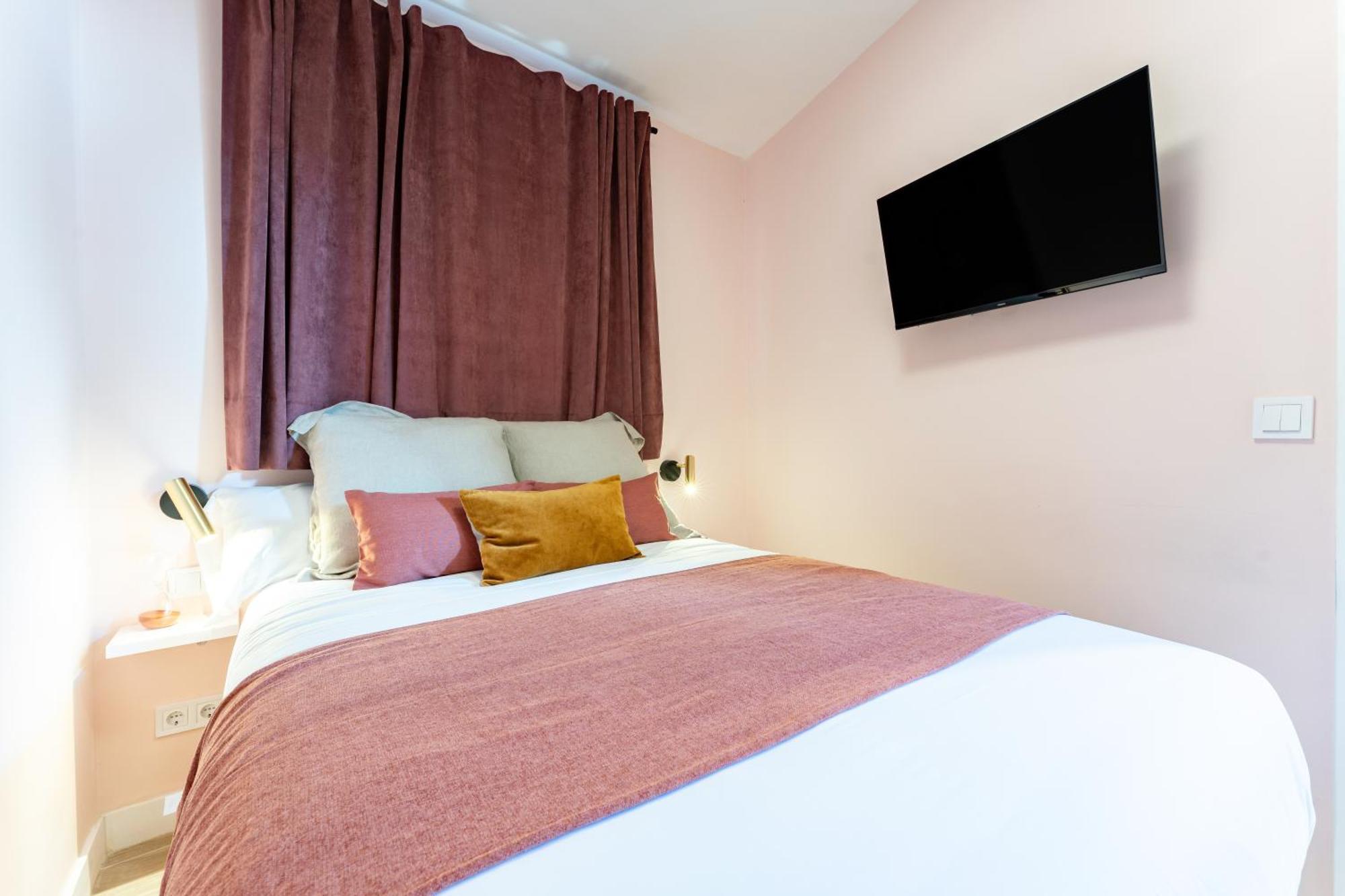 Bazan City Center Apartment Малага Екстер'єр фото
